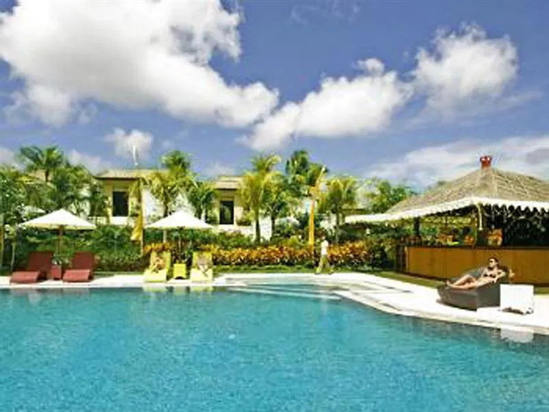 Dreamland Villa Kuta  Kuta (Bali)