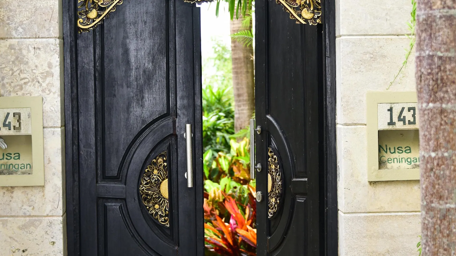 Dreamland Villa Kuta  Indonesia